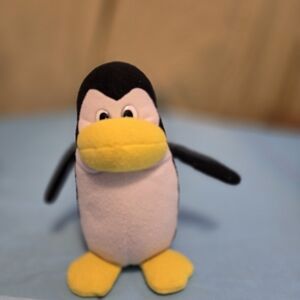 Vintage Stuffed Plush Penguin Grayhound Electronics Korea Rare Toy